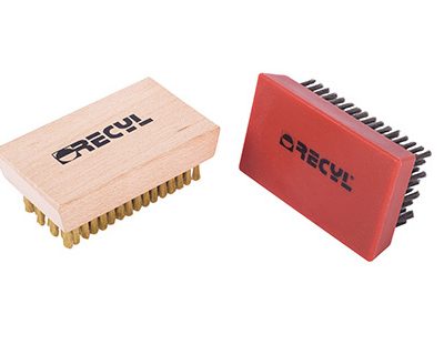 Recyl brushes for chrome anilox